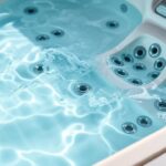 jak dbać o wodę w jacuzzi